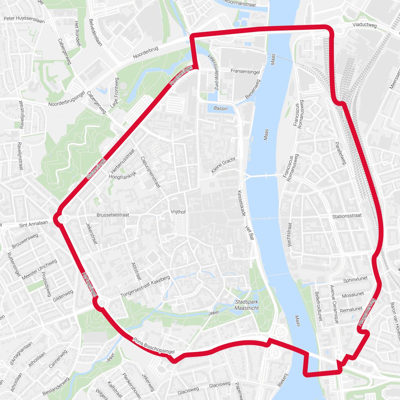 Kaart centrum Maastricht - Het centrum is het rood omrande gebied, begrensd door singels, spoorweg en Heugemerweg.